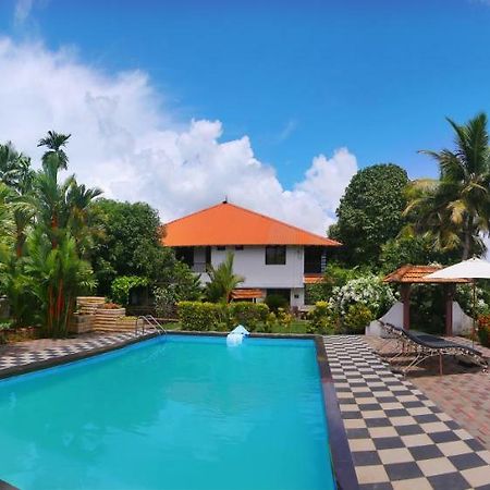 Green Palace Ayurveda Resort, Alleppey Alappuzha Ngoại thất bức ảnh