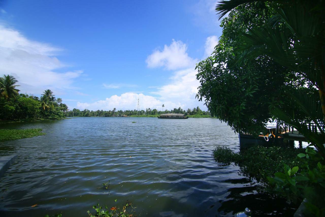 Green Palace Ayurveda Resort, Alleppey Alappuzha Ngoại thất bức ảnh