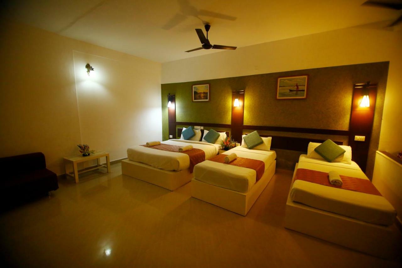 Green Palace Ayurveda Resort, Alleppey Alappuzha Ngoại thất bức ảnh