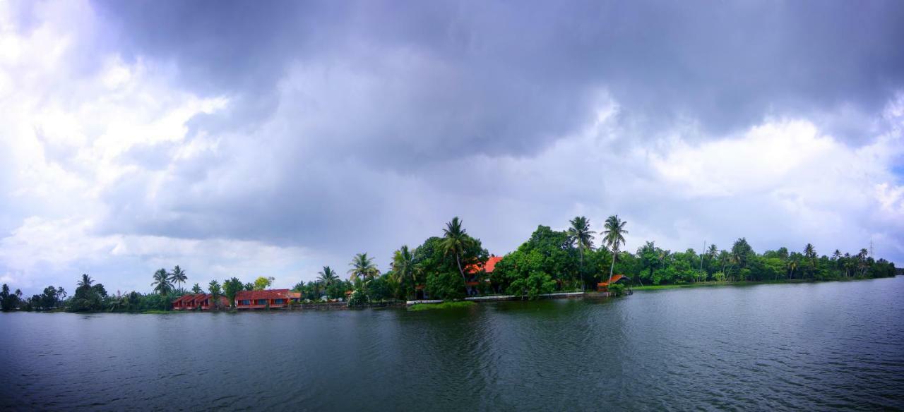 Green Palace Ayurveda Resort, Alleppey Alappuzha Ngoại thất bức ảnh