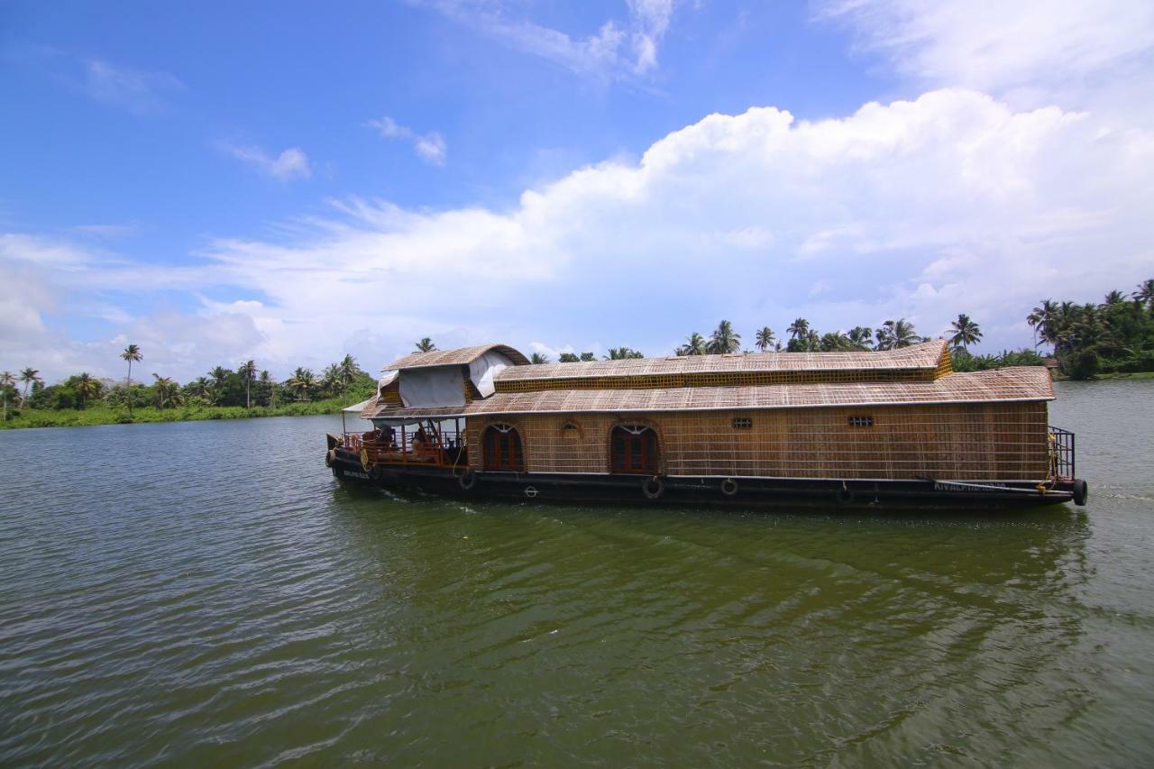 Green Palace Ayurveda Resort, Alleppey Alappuzha Ngoại thất bức ảnh